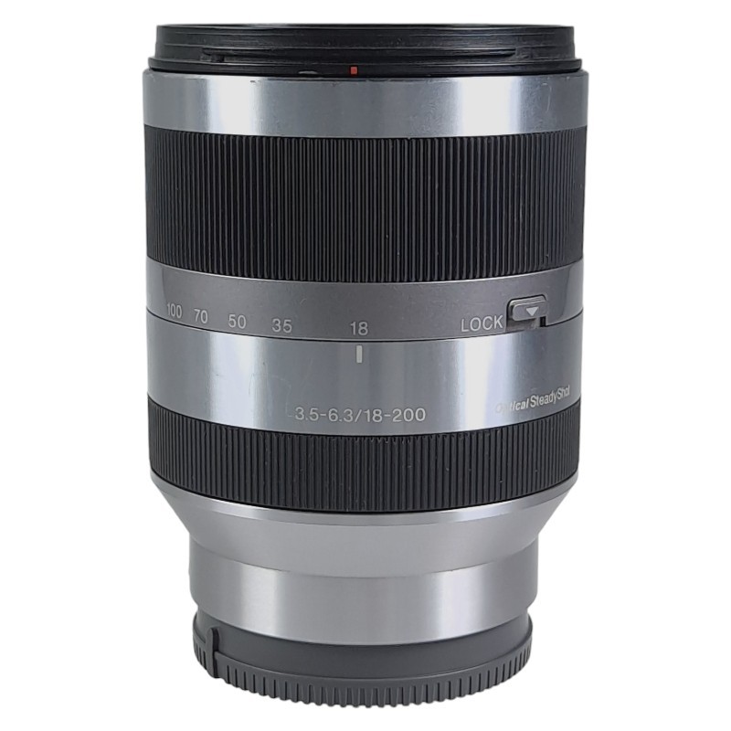 Sony E 18–200 mm F3