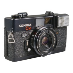 Konica C35 EF kompaktikamera