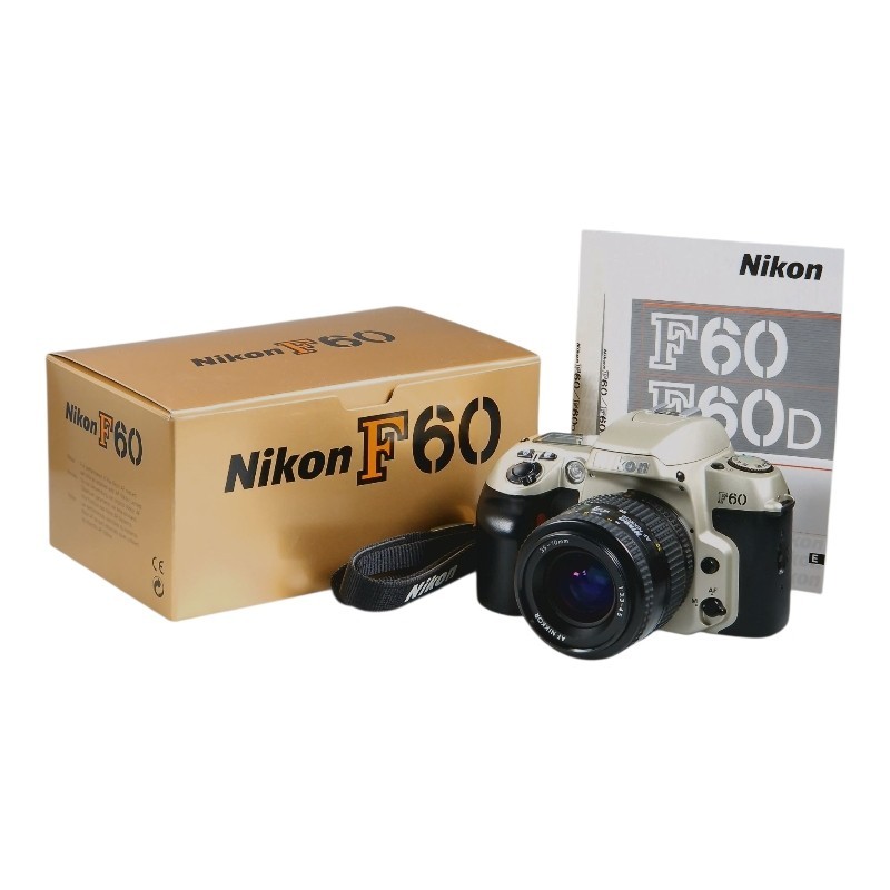 Nikon F60 + AF Nikkor 35-80mm f/4-5.6 D