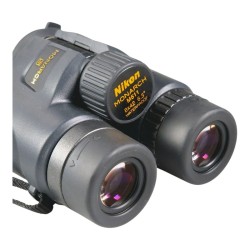 Nikon Monarch 5 8x42 kiikarit - käytetty