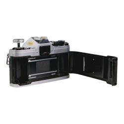 Canon AE-1 + FD 50mm f/1.8 S.C.