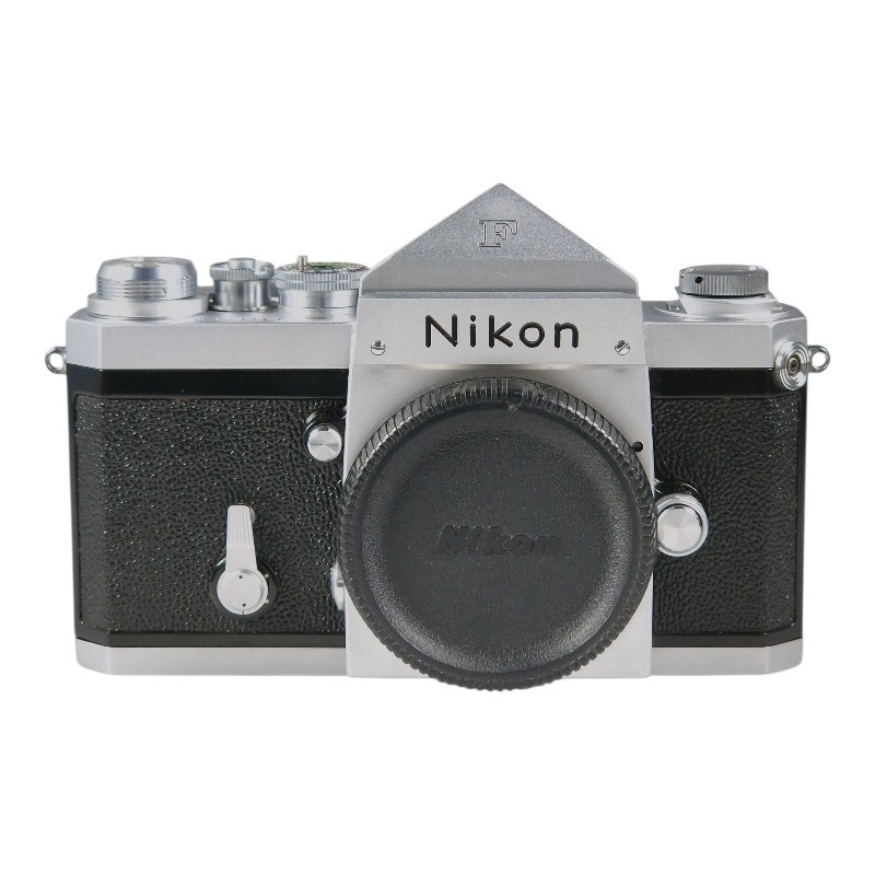 Nikon F järjestelmäkamera