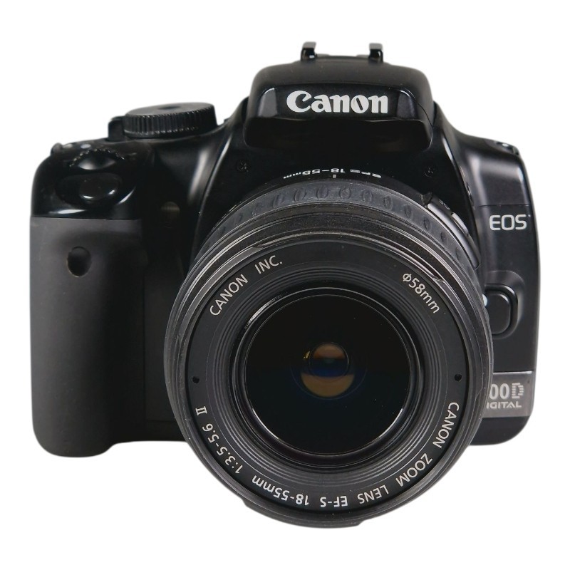 Canon EOS 1000D + EF-S 18-55mm f/3.5-5.6 II järjestelmäkamera kit - käytetty