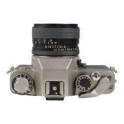 Contax S2 + Zeiss Planar 50mm f/1.4 T*