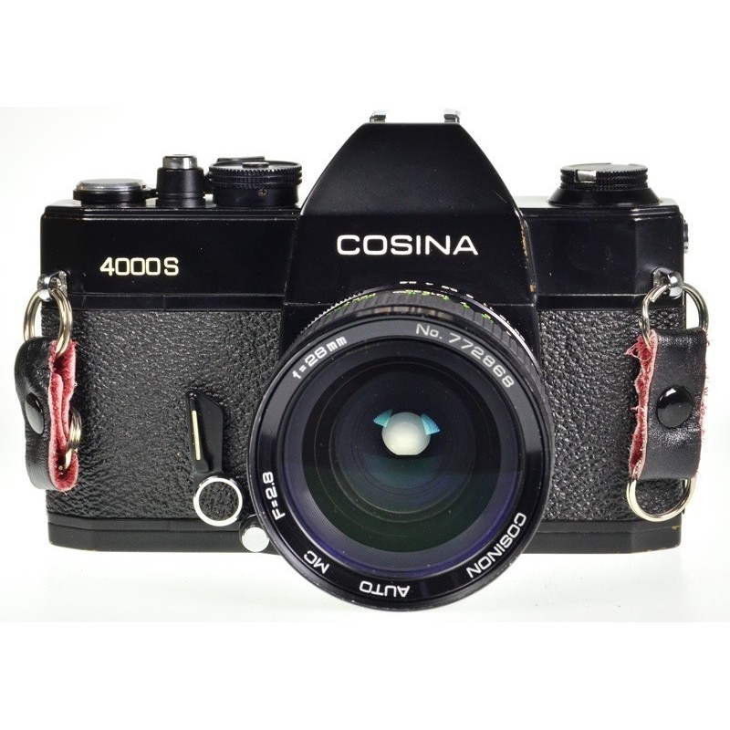 SIVUKUMIOSA CANON EOS 600D *KÄYTETTY