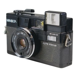 Minolta Hi-Matic AF2 kompaktikamera