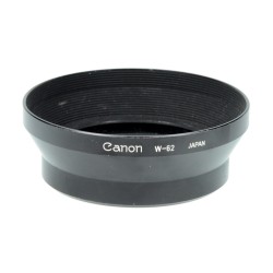 Nikon D7500 + AF-S 18-140mm VR