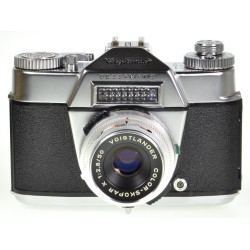 Sony FE Zeiss Sonnar T* 35 mm F/2.8 objective