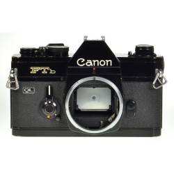 Nikon Nikkor AF-S 300mm f/4E PF ED VR objective