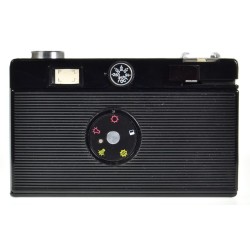 Nikon Z 7II mirrorless body + 24-70mm f/4 S objective