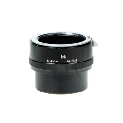 Nikon Z 7II mirrorless body + 24-70mm f/4 S objective