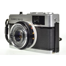 Sony FE 70–200mm F4 Macro G OSS Ⅱ lens