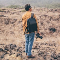 Artisan & Artist RR4-06C backpack