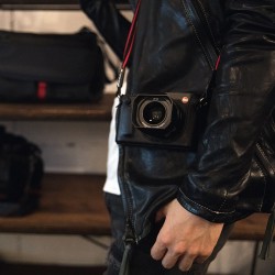 Artisan & Artist ACAM-310N silk camera strap