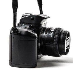 Artisan & Artist Easy Slider Camera Strap