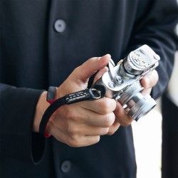 Artisan & Artist silk camera hand strap