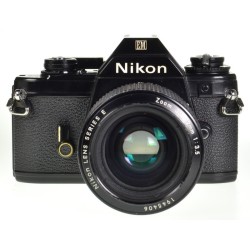 Canon EOS 300 + EF 28-80mm f/3.5-5.6