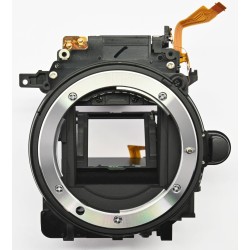 Sony E 18-200mm f/3.5–6.3 OSS Silver - Used