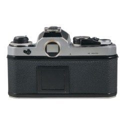 Nikon FE + 50mm f/1.8 Series E