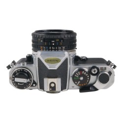 Nikon FE + 50mm f/1.8 Series E