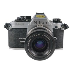 Nikon FG-20 + Zoom-Nikkor 35-70mm f/3.3-4.5 Ai-s