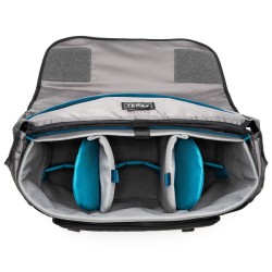 Tenba DNA 16 DSLR camera bag - black