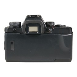 Contax Aria + Zeiss Planar 50mm f/1.7 T*