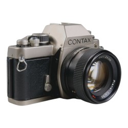 Contax S2 + Zeiss Planar 50mm f/1.4 T*