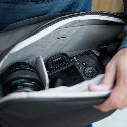 Peak Design Everyday Sling 10L kameralaukku v2 - Musta