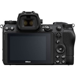 Nikon Z 7II Peilitön kamera + 24-70mm f/4 S objektiivi