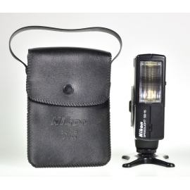 AF-S NIKKOR 180–400mm f/4E TC1.4