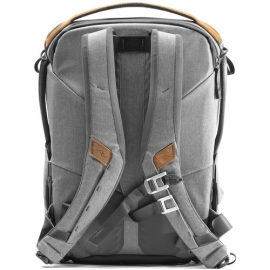 Peak Design Everyday Backpack Kamerareppu 20 l v2 - Vaalean harmaa