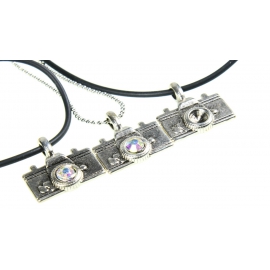 Kamerakoru Timantilla Ja Metalliketjulla