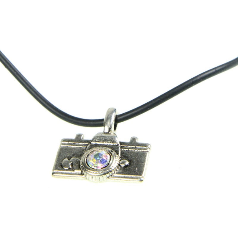 Kamerakoru Timantilla Ja Tekonahkanauhalla