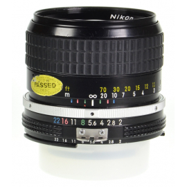 Nikon D7500 + AF-S 18-140mm VR järjestelmäkamera