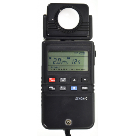 Sony E 16–55mm F2.8 G objektiivi