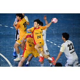 Nikon NIKKOR Z 100-400mm f/4.5-5.6 VR S lens