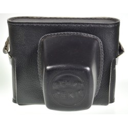 Nikon Z 6II peilitön kamera + 24-70mm f/4 S objektiivi