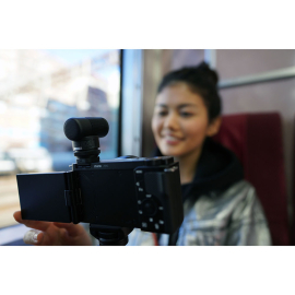 Sony ECM-G1 haulikkomikrofoni