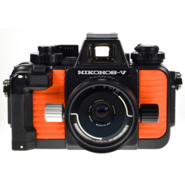 SB LOWER COVER UNIT D7000