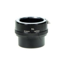 Nikon Z 7II mirrorless body + 24-70mm f/4 S objective