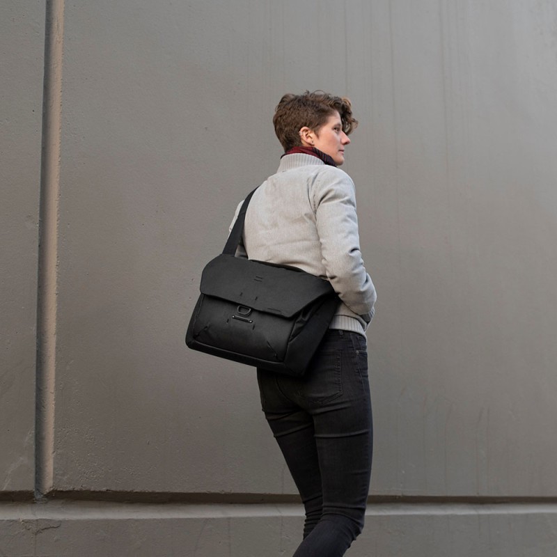 Peak Design Everyday Messenger 13L v2 kameralaukku