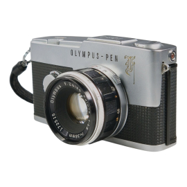 Nikon Z Nikkor 24-70mm f/4 objektiivi