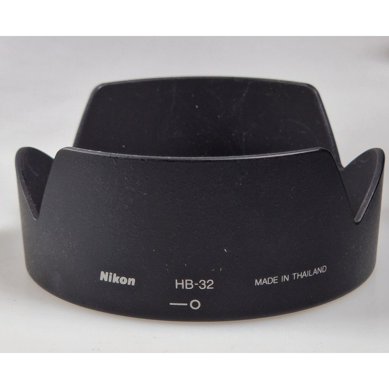 Nikon Hood HB--32 *used