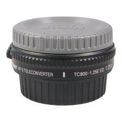 Nikon AF-S Nikkor 800mm f/5.6E FL ED VR objektiivi - käytetty