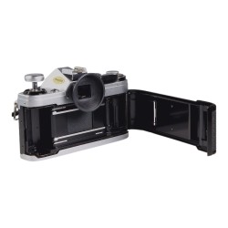 Canon AE-1 + FDn 50mm f/1.8