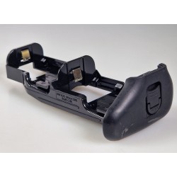 CANON BGM-E20L AKKU PIDIKE BG-E20 AKKUKAHVAAN *KÄYTETTY