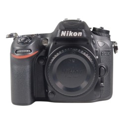 Nikon D7200 kamerarunko - käytetty